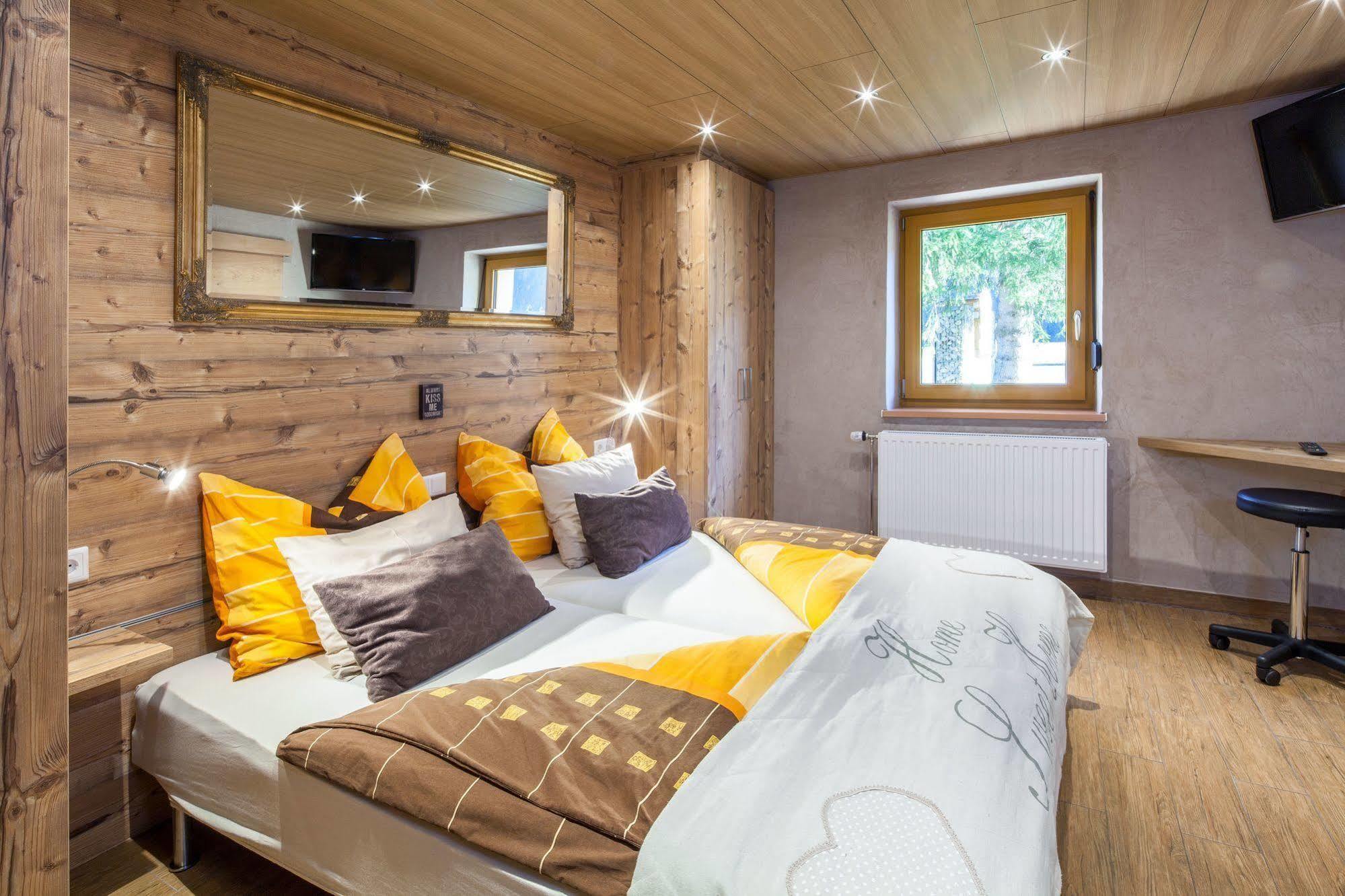 Gasthaus-Pension Reiterklause Leutasch Exteriér fotografie