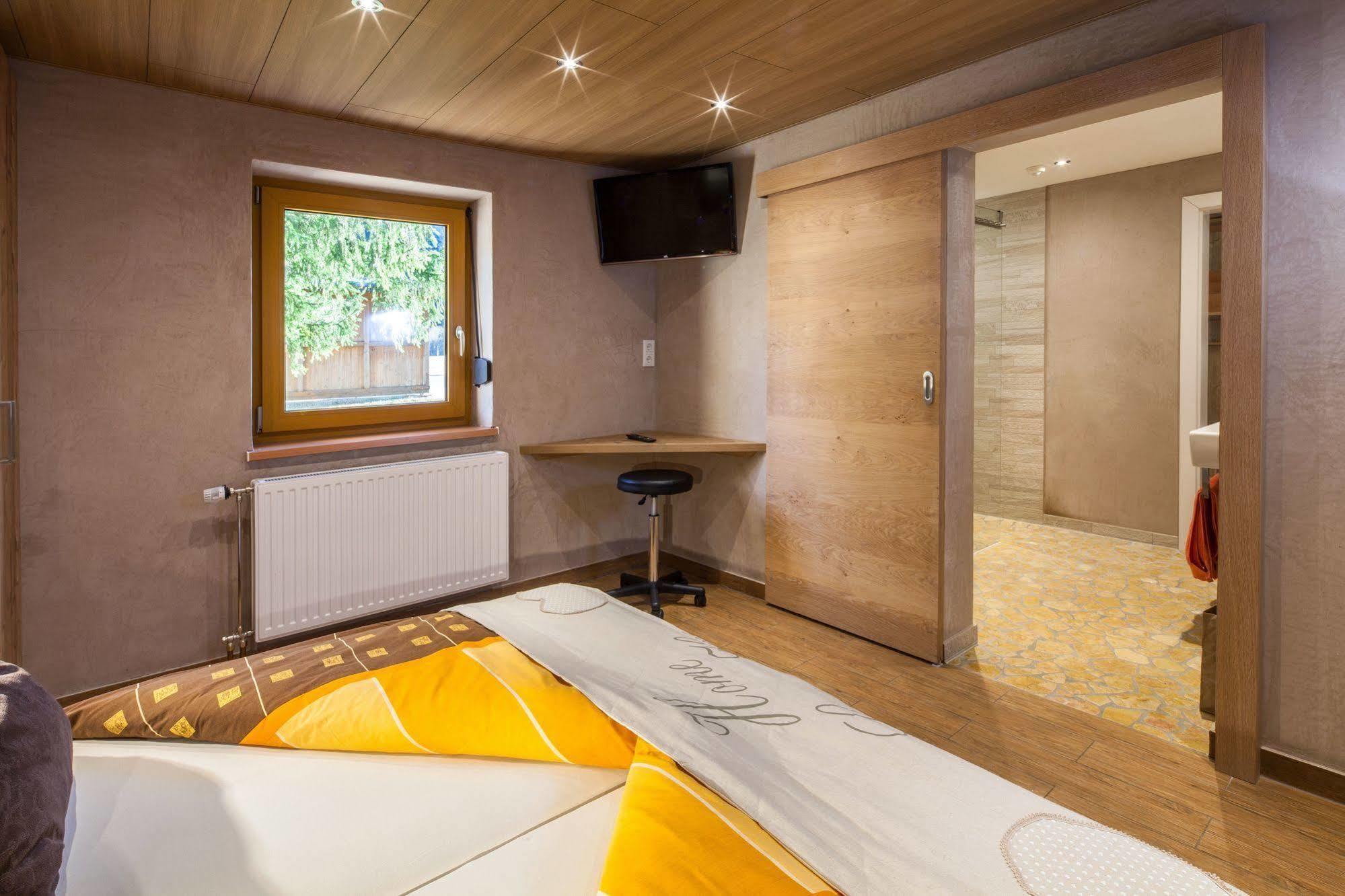 Gasthaus-Pension Reiterklause Leutasch Exteriér fotografie